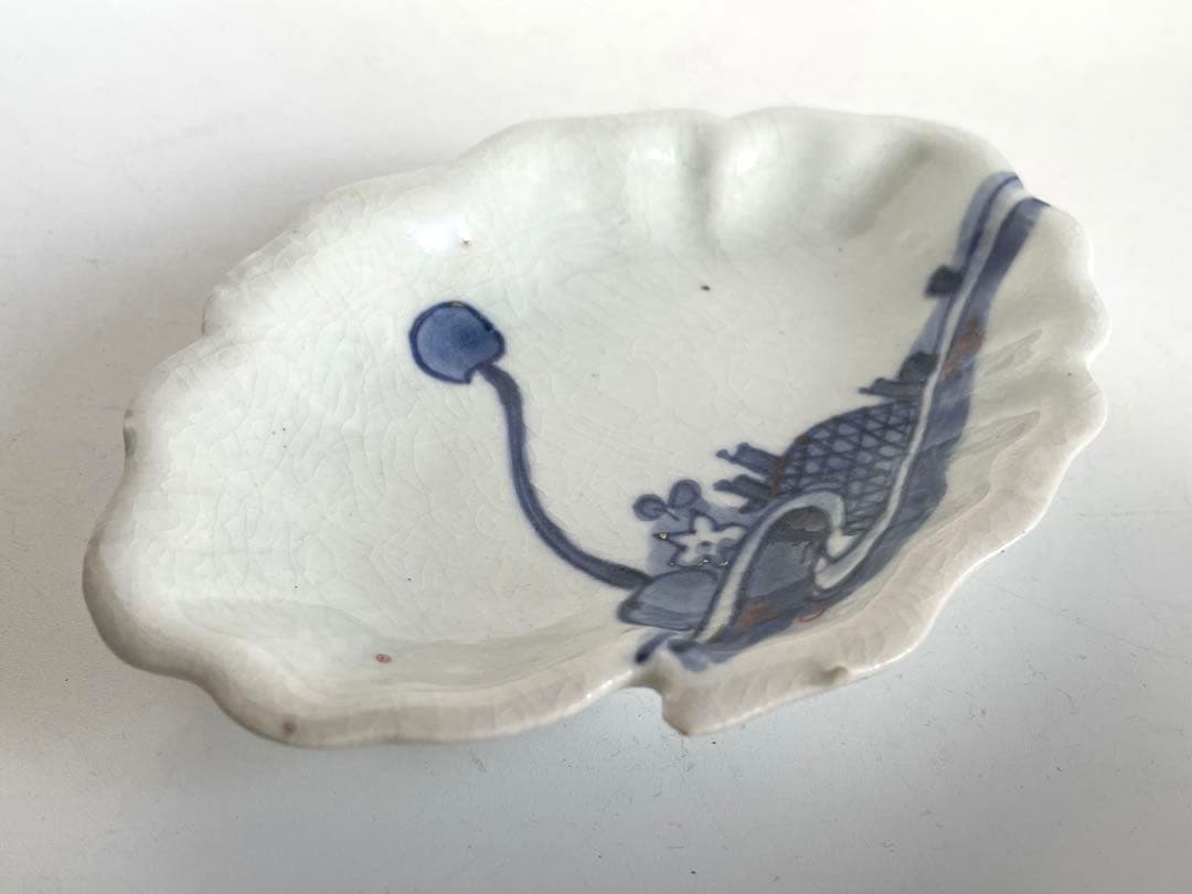 骨董　アンティーク　古九谷金銀彩　蛇籠文様　葉形　皿　変形皿　甘手