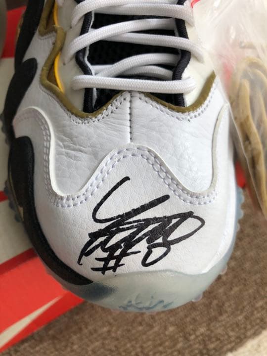 田臥サイン付き☆ZOOM UPTEMPO V PREMIUM