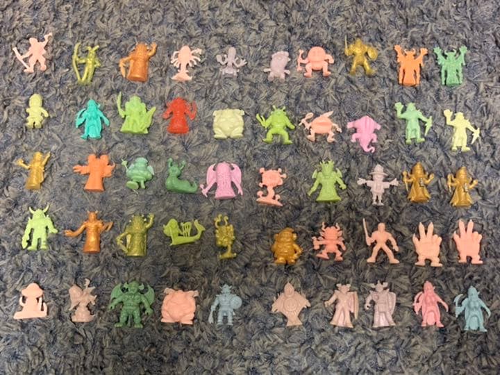 ネクロスの要塞　フィギュア　カード