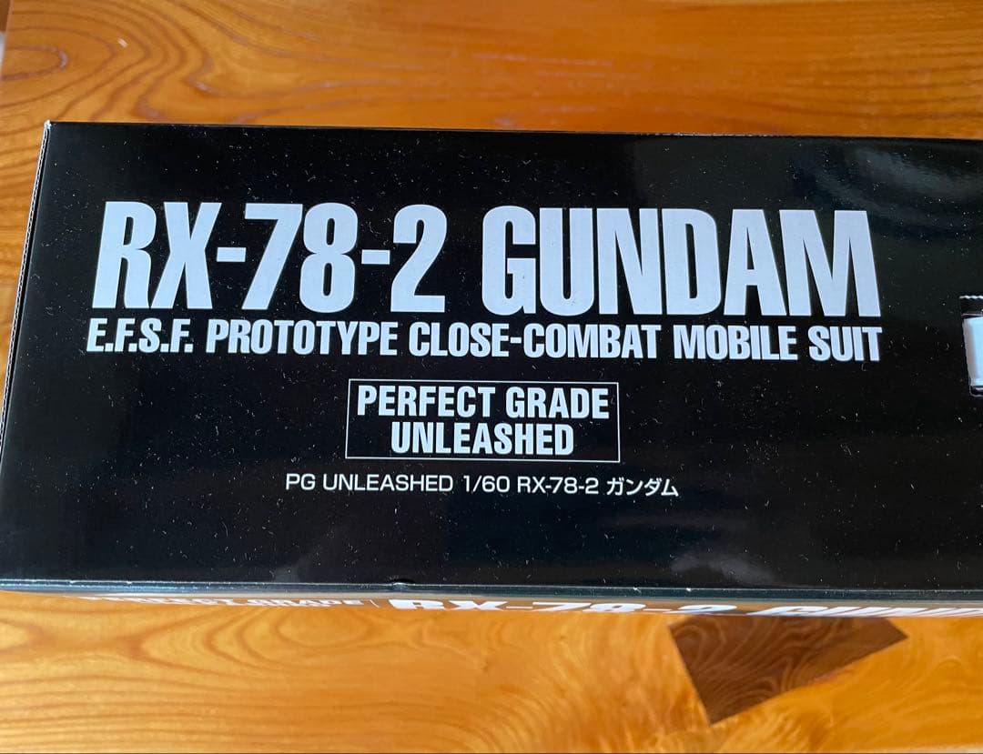 【新品未開封】バンダイ PG unleashed ガンダム