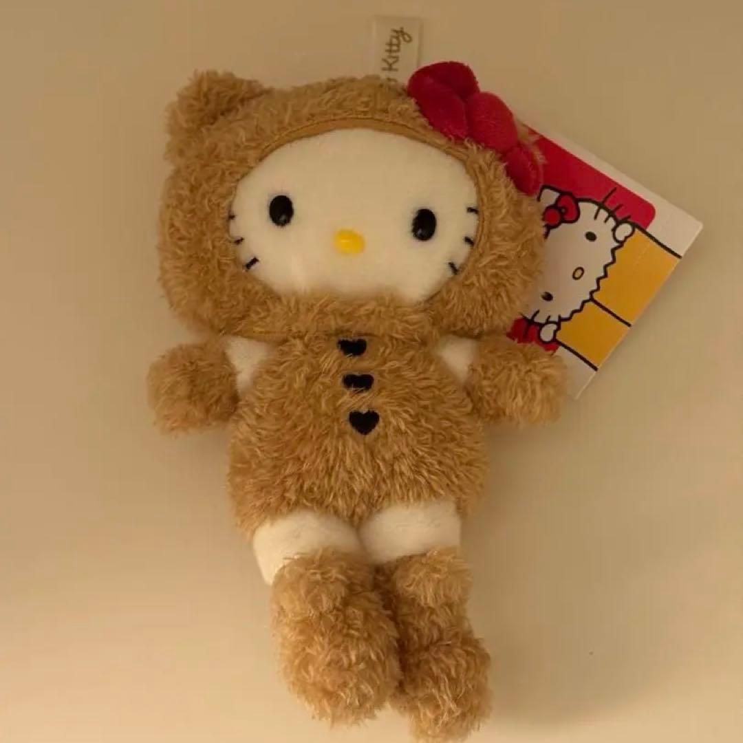 ハローキティ展　50周年　限定　マスコットキーホルダー　くまスーツ