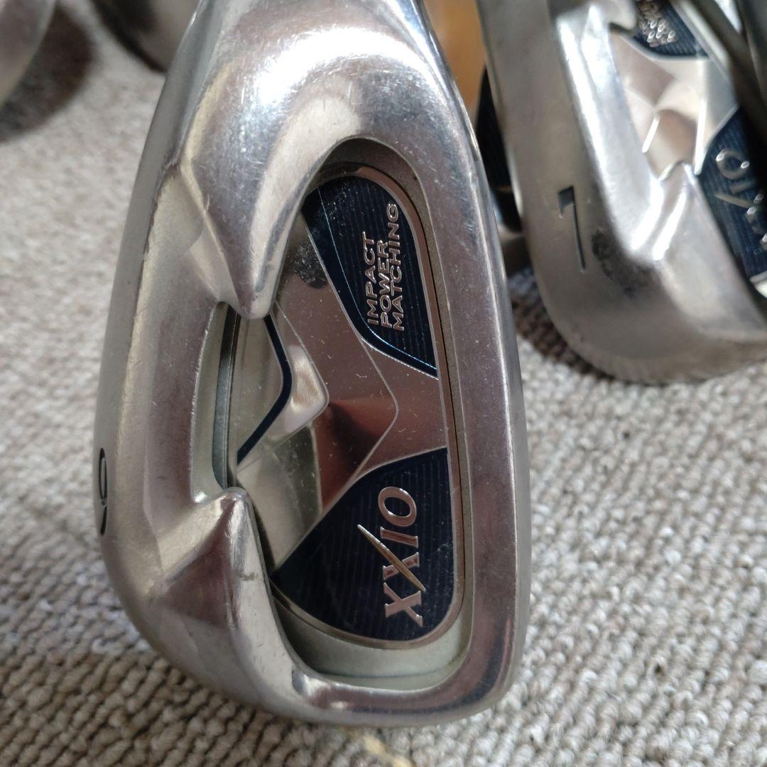 ★ゼクシオアイアンクラブ６本セット(中古）美品