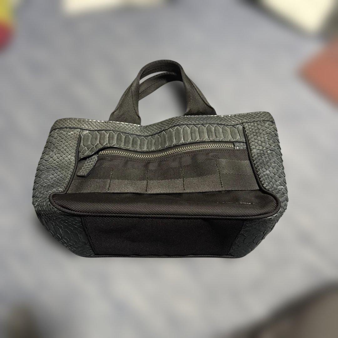 BRIEFING カートトートバック パイソンレザー