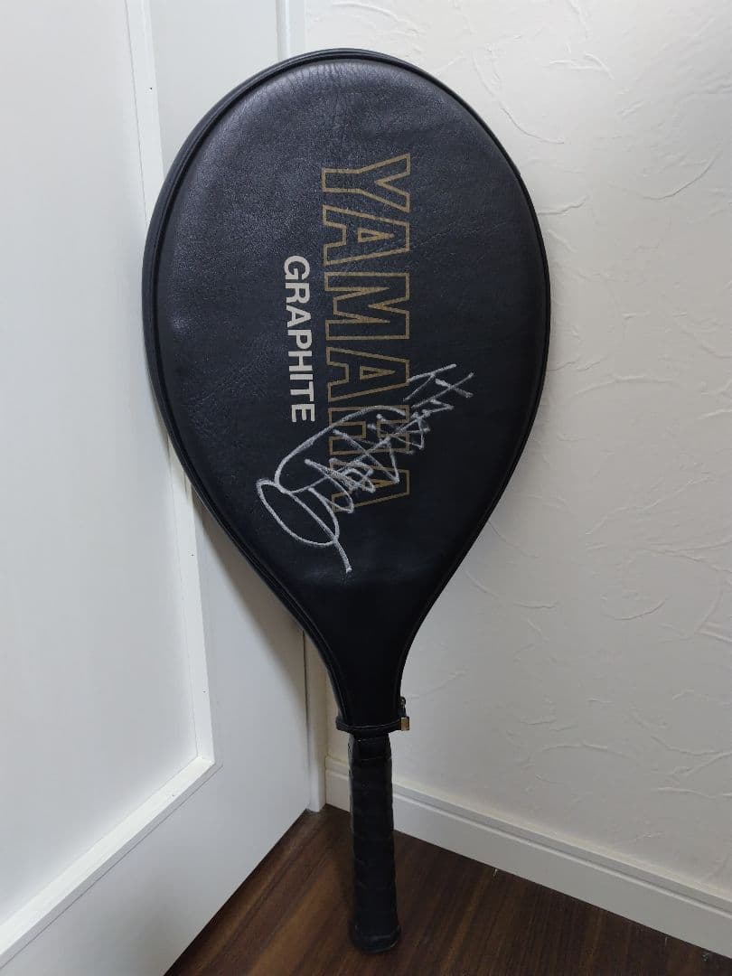 【激レア!お宝!】元プロ佐藤直子 直筆 サイン入り YAMAHA テニスラケット