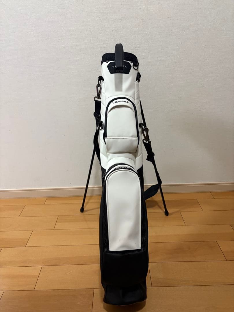 VESSELベゼル スタンドバック、ペンシルバック WH×BK