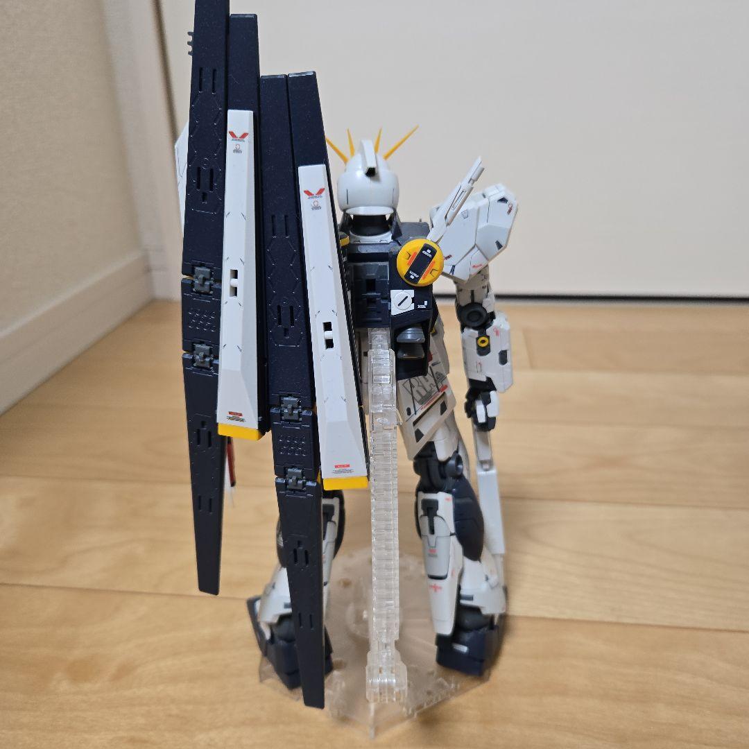 MG ν ガンダム Ver.Ka ニューガンダム　ガンプラ
