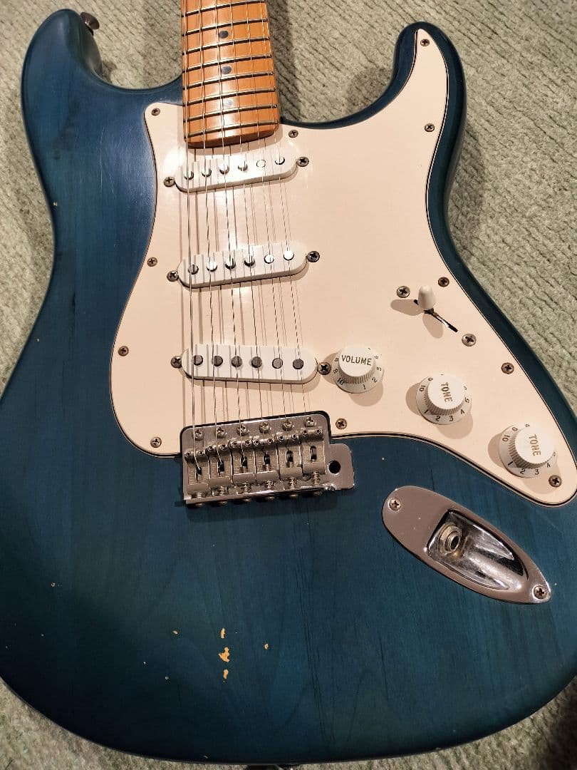 FENDER USA stratcastarZシリアル2000年