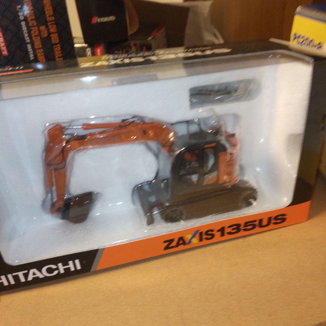日立建機　HITACHI ZAXIS135US 　1/50