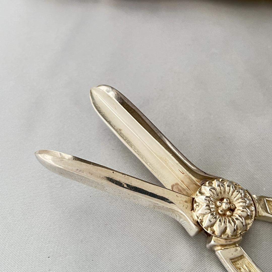 【英国】 グレープシザー / 葡萄鋏 アール・デコ【シルバープレート】