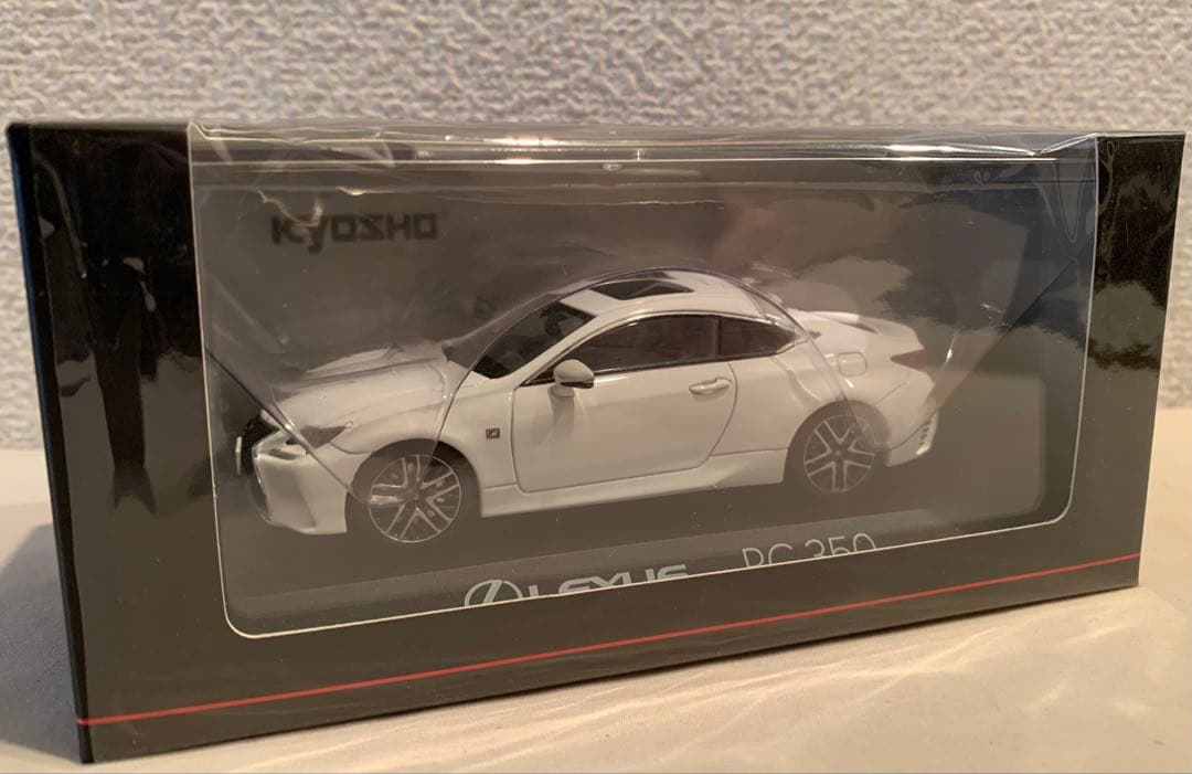 1/43 Lexus RC 350 F SPORT ホワイトノーヴァGF