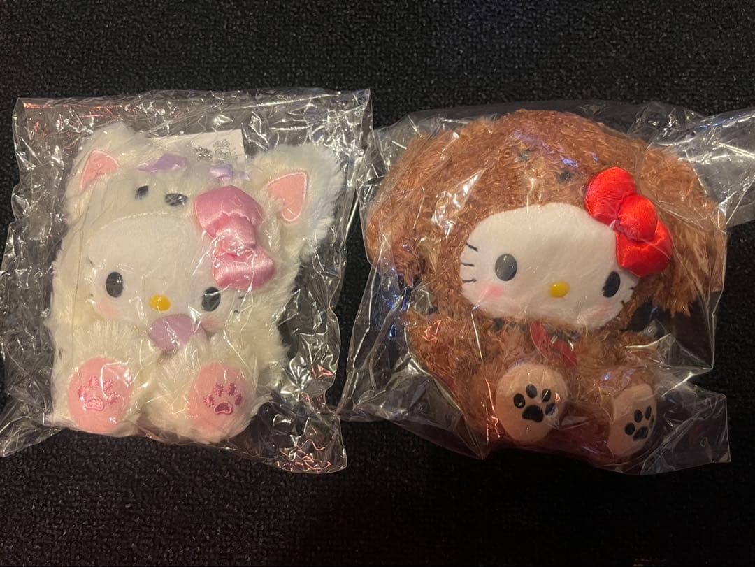 希少品ハローキティ ミニチュアダックスチワワマスコット 2点セット