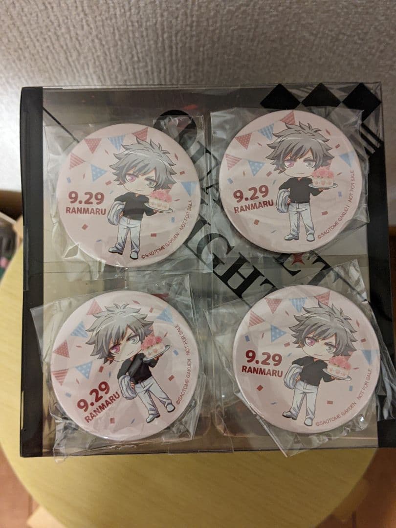 うたの☆プリンスさまっ♪マジLOVE2000%黒崎 蘭丸フィギア3点、缶バッチ