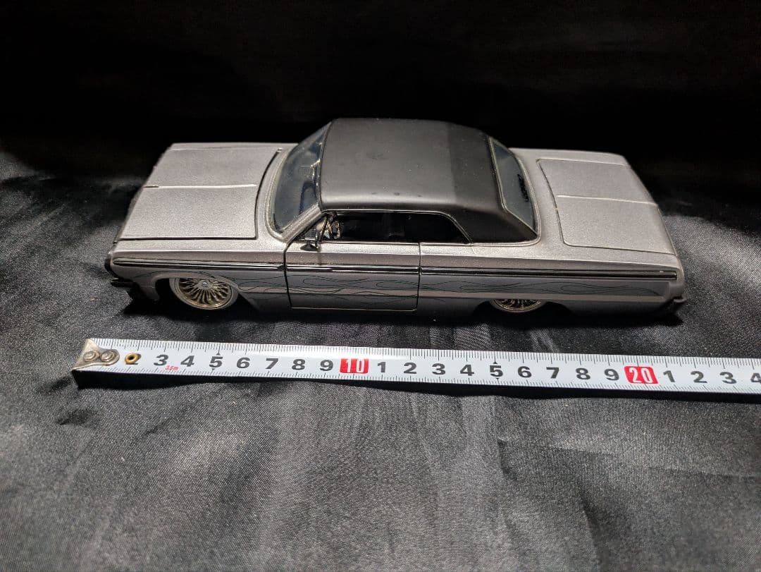 jada 1964　シボレー・インパラ　1/24