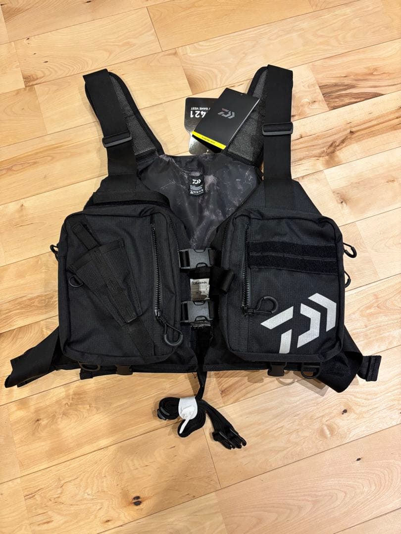 『17』Daiwa DF-6421 ブラック ライフジャケット