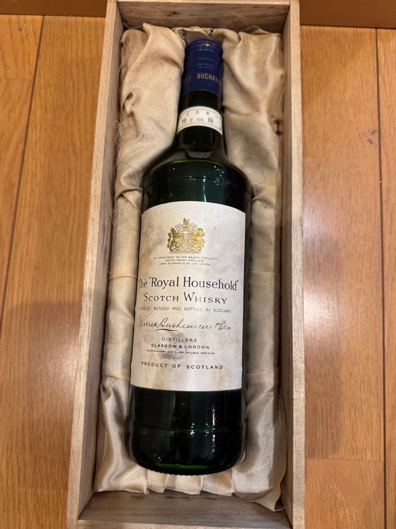＊未開封＊ザロイヤルハウスホールド木箱付き750ｍｌ特級ウイスキー