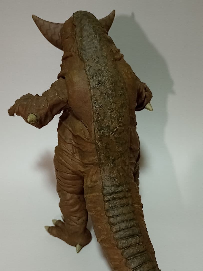 ビリケン商会　ゴモラ　ソフビキット塗装済完成品