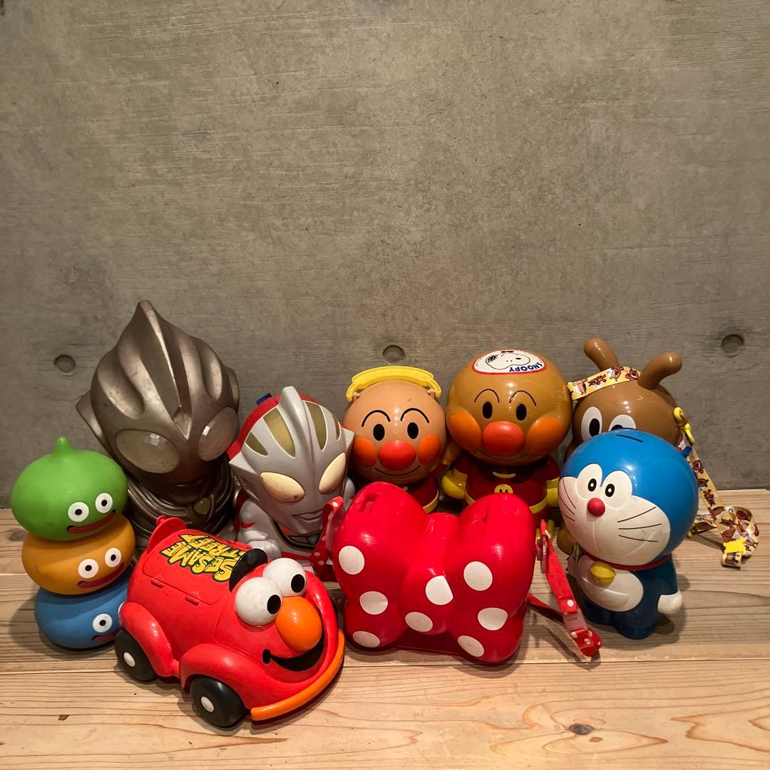 アンパンマン ウルトラマン ディズニー ドラえもん ドラクエ 貯金箱 大きい玩具