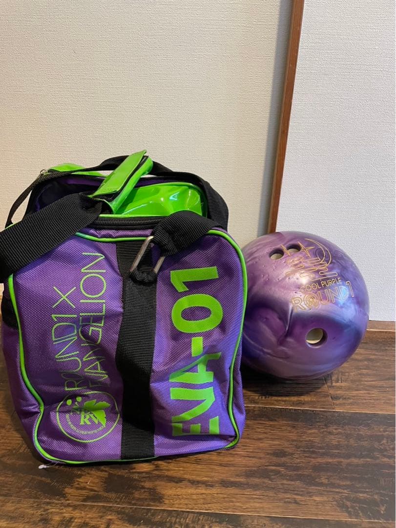 エヴァンゲリオン×ラウンドワンコラボバック ボーリングボールセット