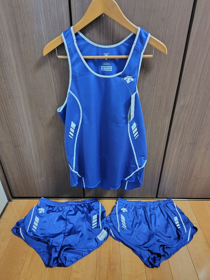 デサント　陸上　シャツ　パンツ　上下