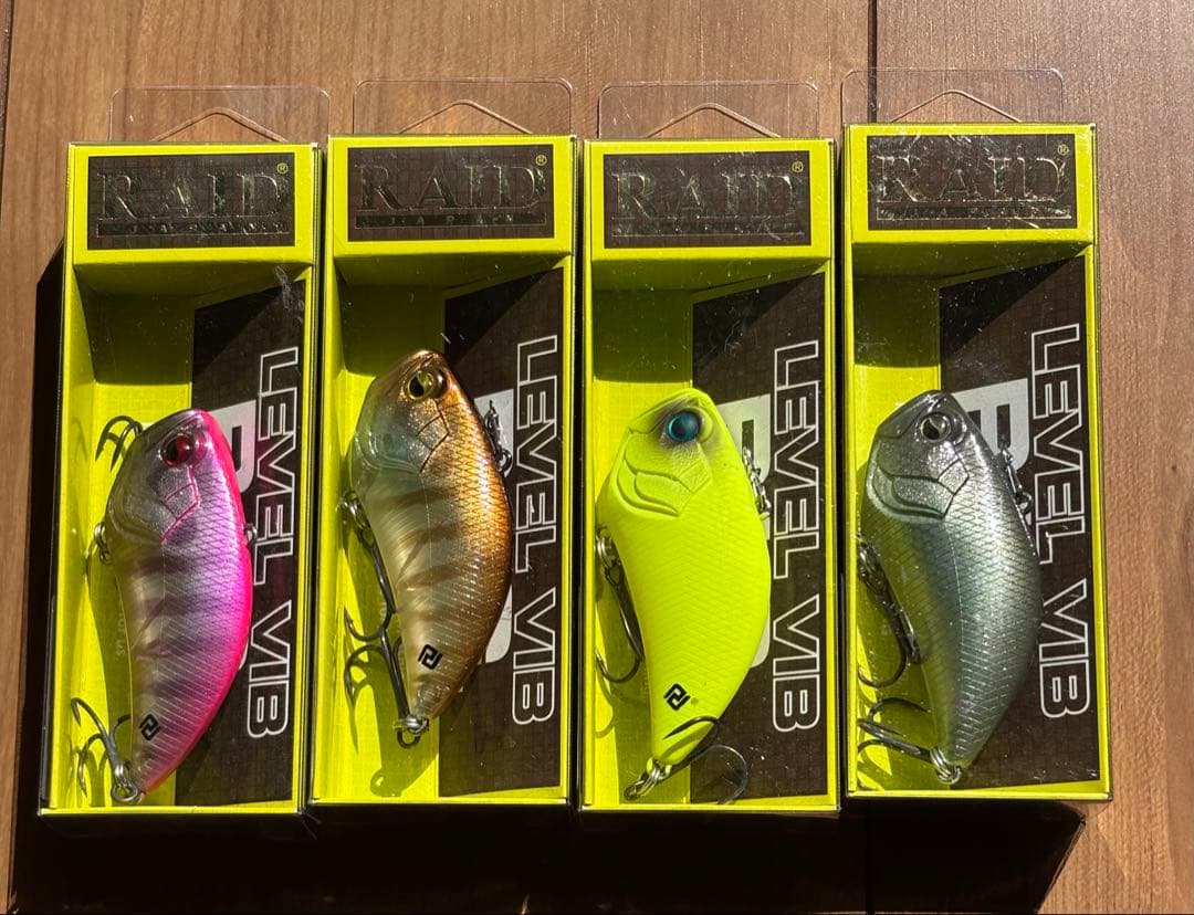 レイドジャパン　レベルバイブビッグ　4個セット