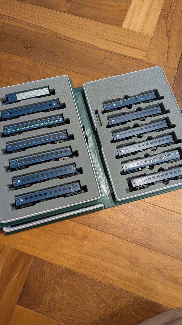 KATO 10-1235,1236 43系夜行急行「八甲田」7両基本と6両増結