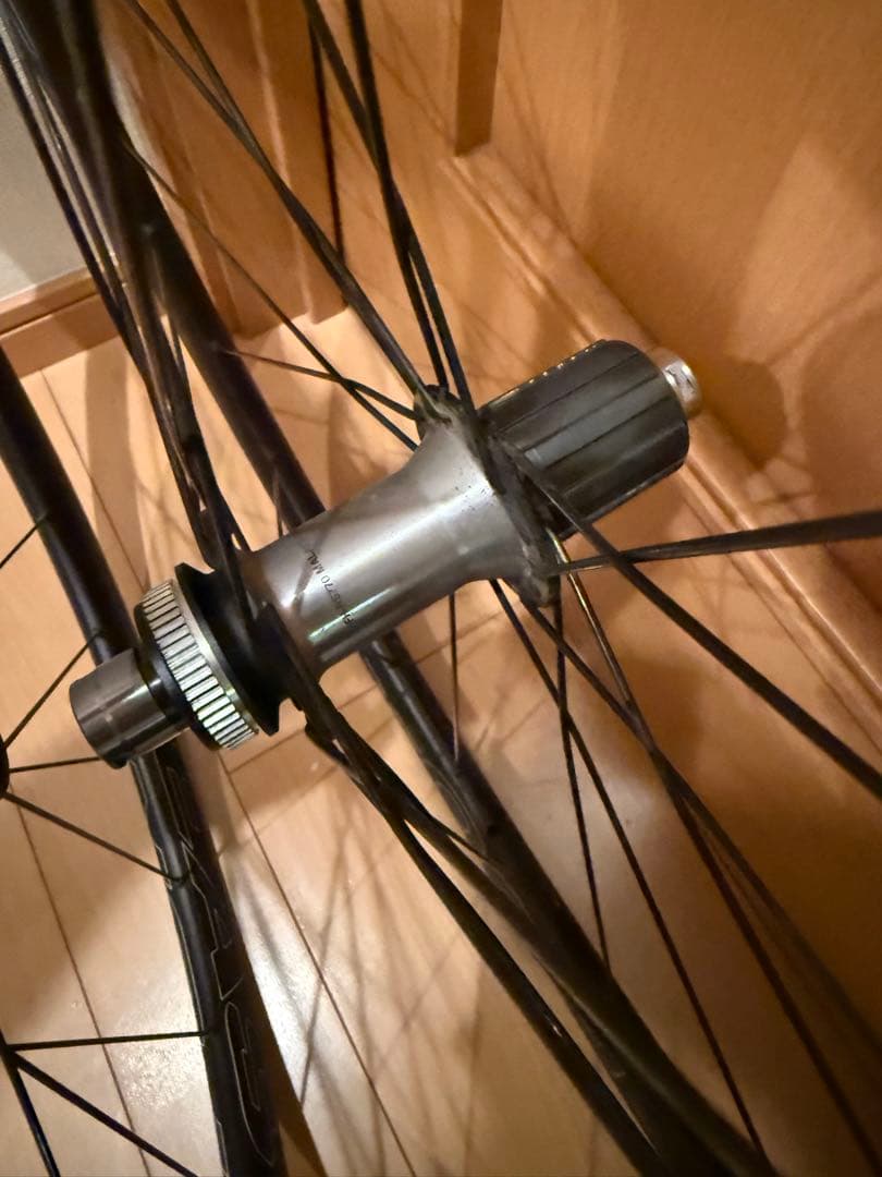 EASTON R90 SL DISC TL-Ready(チューブレスレディ)