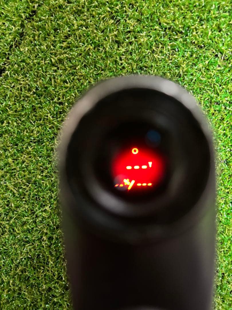 Bushnell Pro XE ゴルフ距離計& Pro V1 ゴルフボール 新品