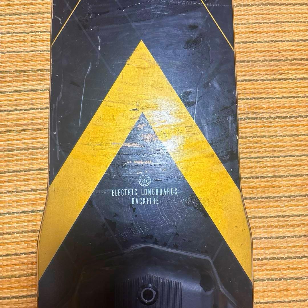 BackFire電動スケートボード