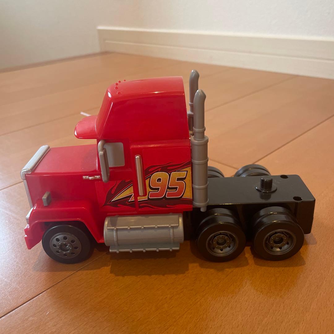 カーズトミカ　たくさんのせよう！大きなマック