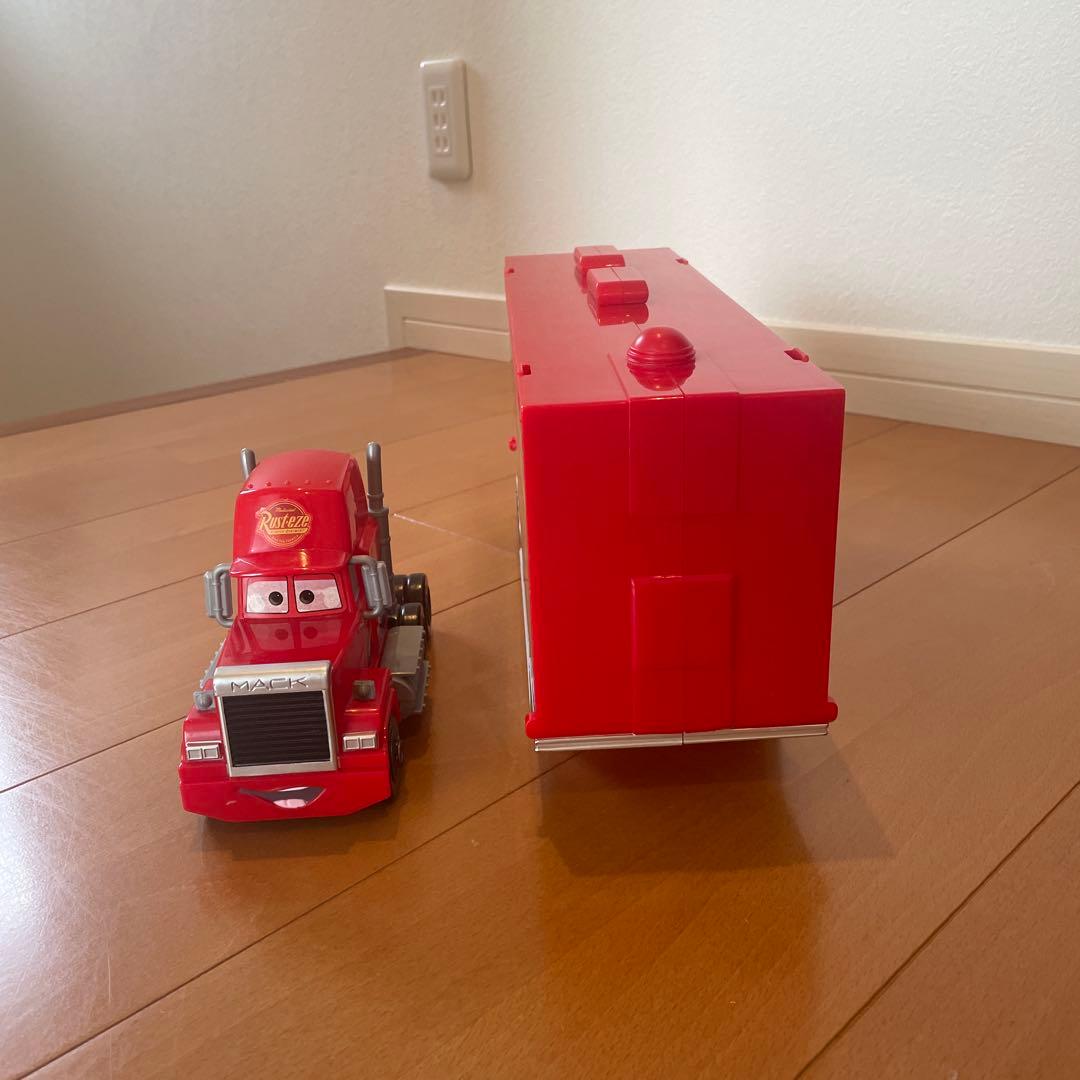 カーズトミカ　たくさんのせよう！大きなマック