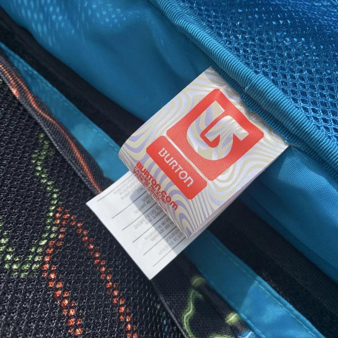 Burton キャリーバック　キャリーケース　カバン付き　ネオン柄　バートン
