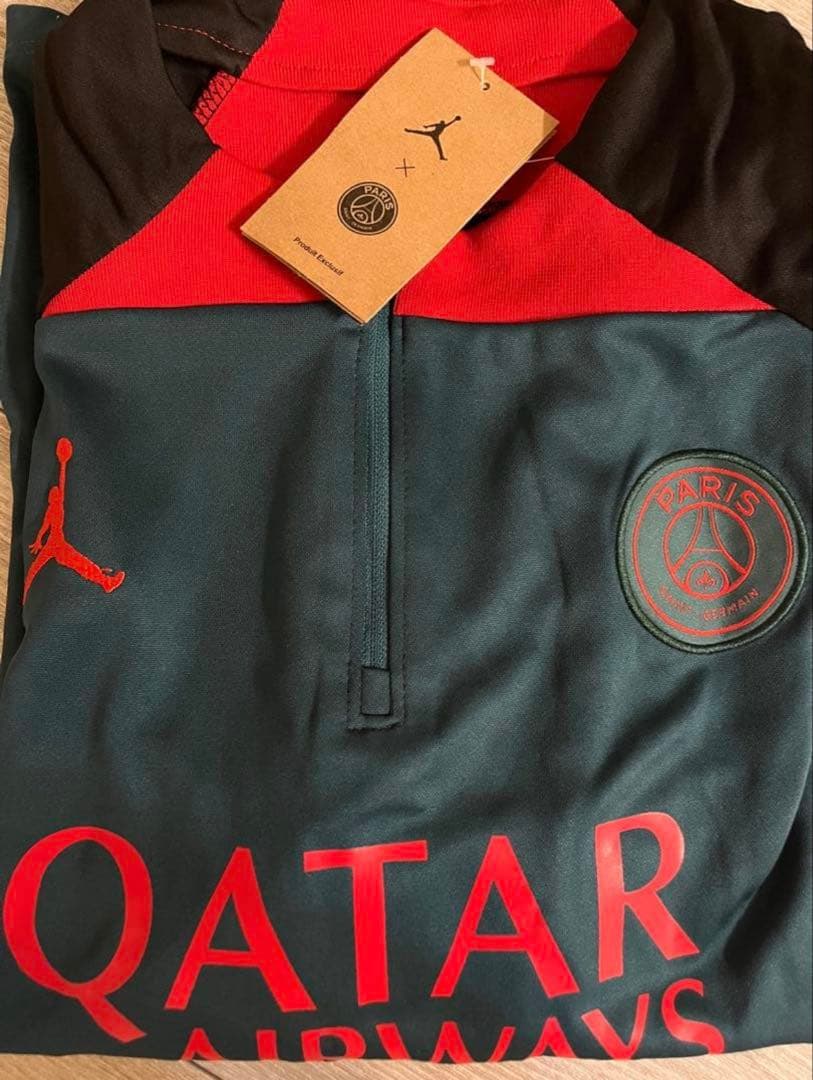 【PSG】NIKE×ジョーダン上下ウェア　人気モデル　ドリルトップMサイズ