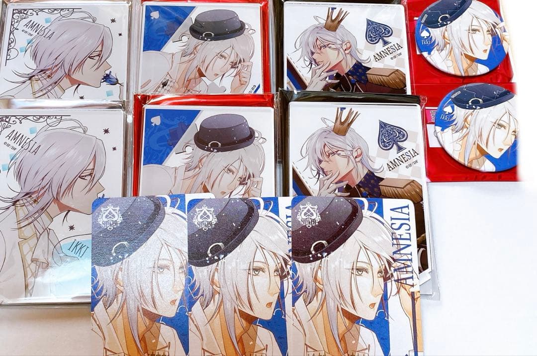 AMNESIA イッキ アクリルスタンド マット缶バッジ パルカ