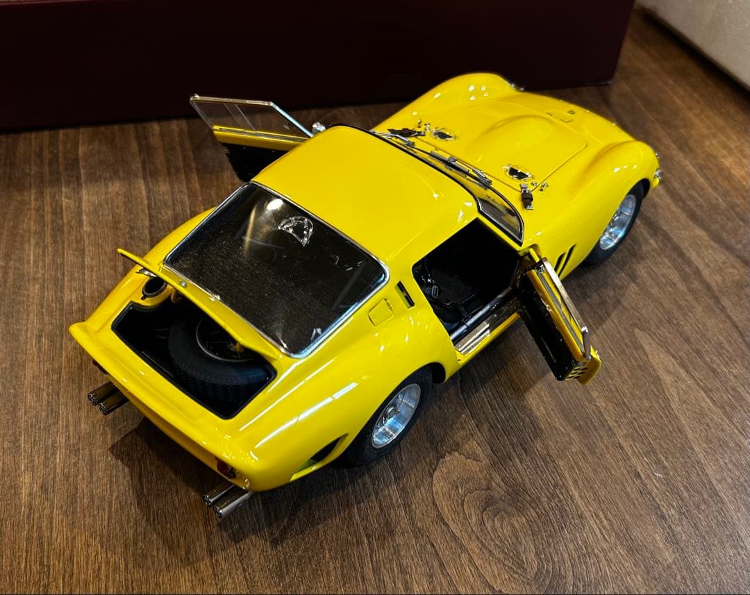 CMC 1/18 フェラーリ 250 GTO RHD 1962 yellow