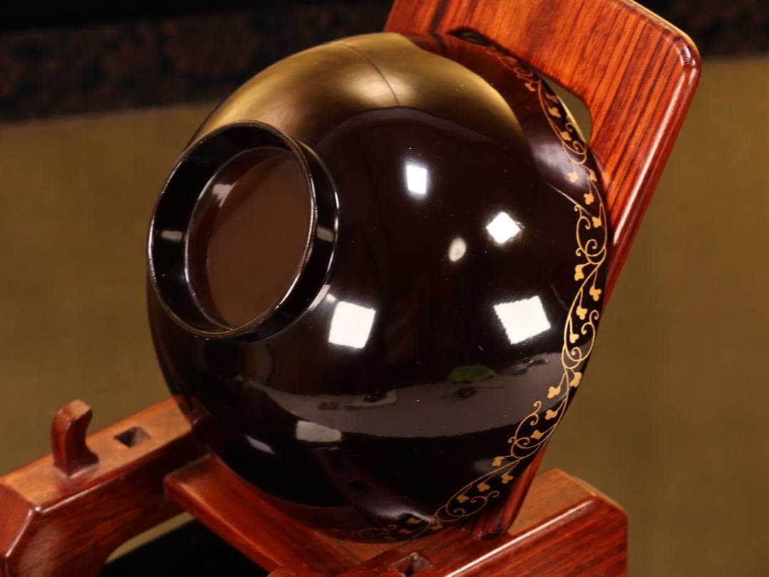 BK424　時代輪島塗　図替り　貝尽くし図金蒔絵　吸物椀　二客　木製　懐石 菓子