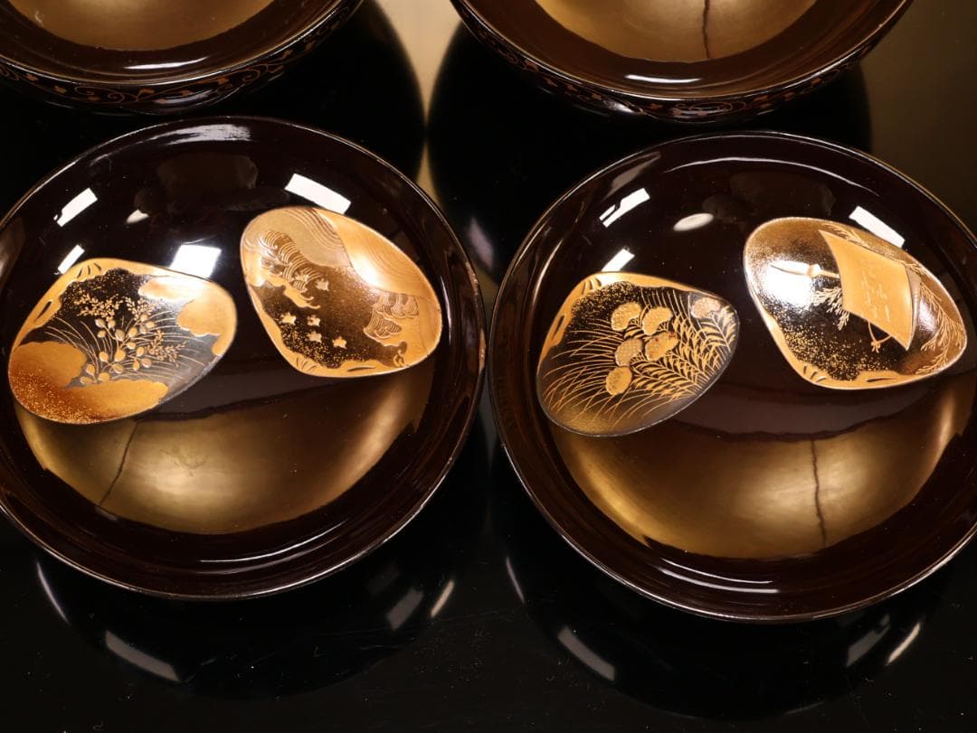 BK424　時代輪島塗　図替り　貝尽くし図金蒔絵　吸物椀　二客　木製　懐石 菓子