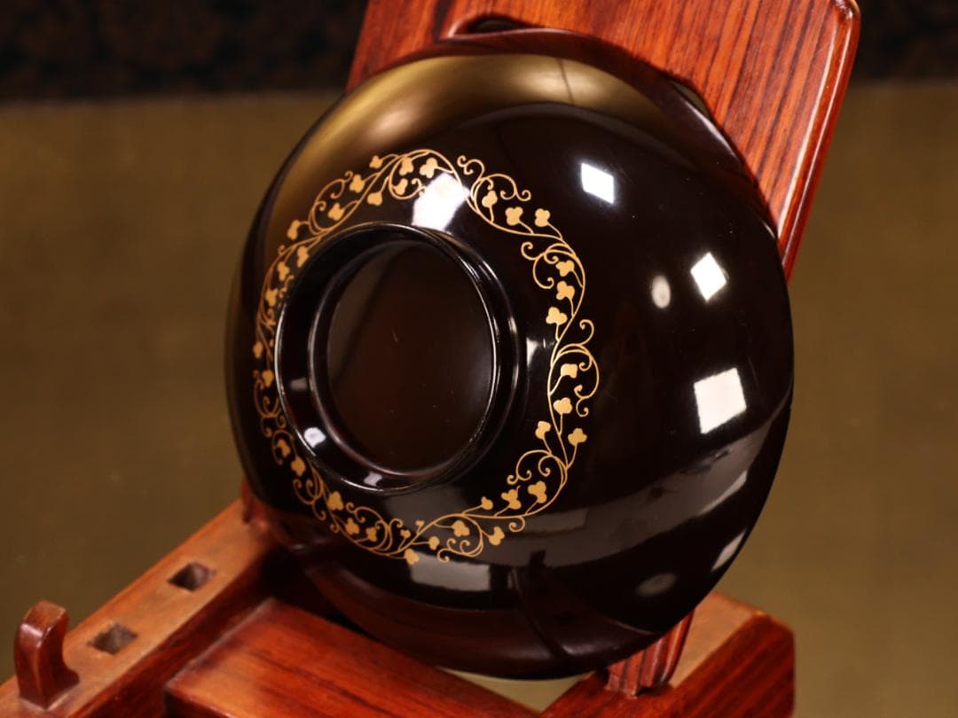 BK424　時代輪島塗　図替り　貝尽くし図金蒔絵　吸物椀　二客　木製　懐石 菓子