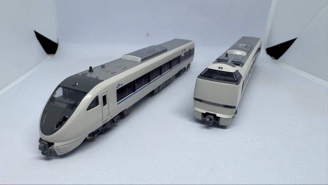 2*系様 KATO 683系サンダーバード