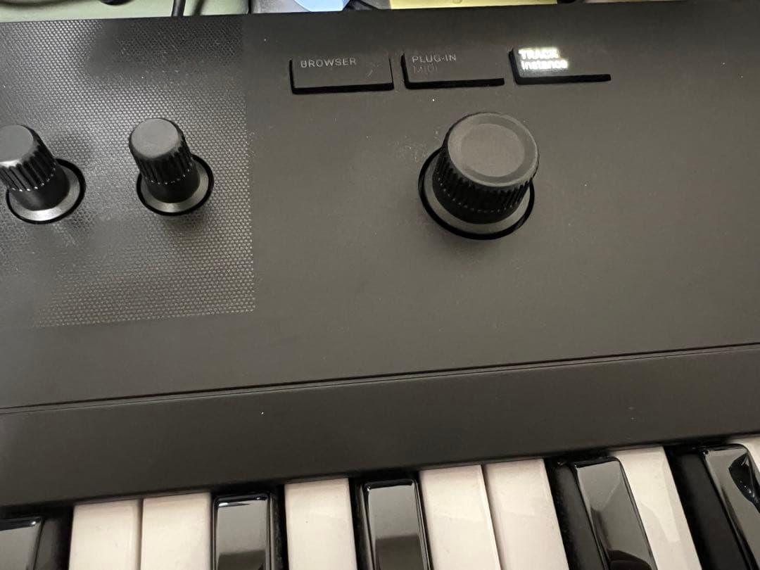 ソフトウェア付美品/KOMPLETE KONTROL A61 MIDIキーボード