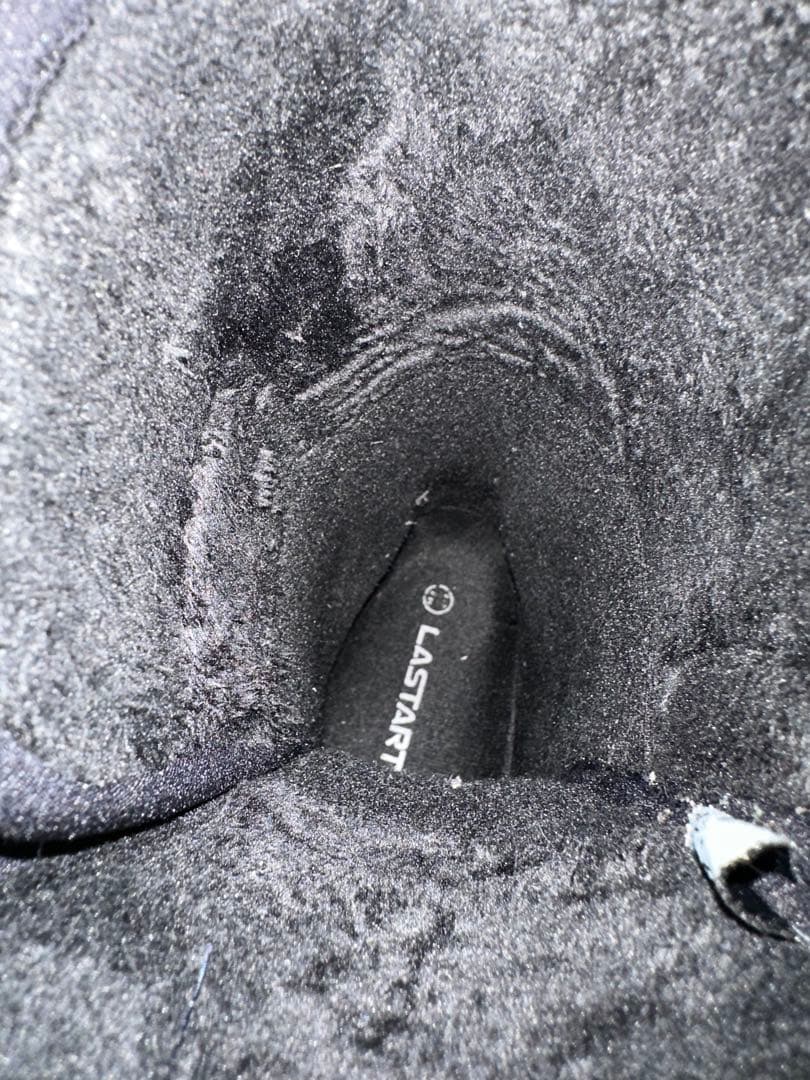 LASTARTS ブラック スノーボード　BOAブーツ 24.5〜25.0cm