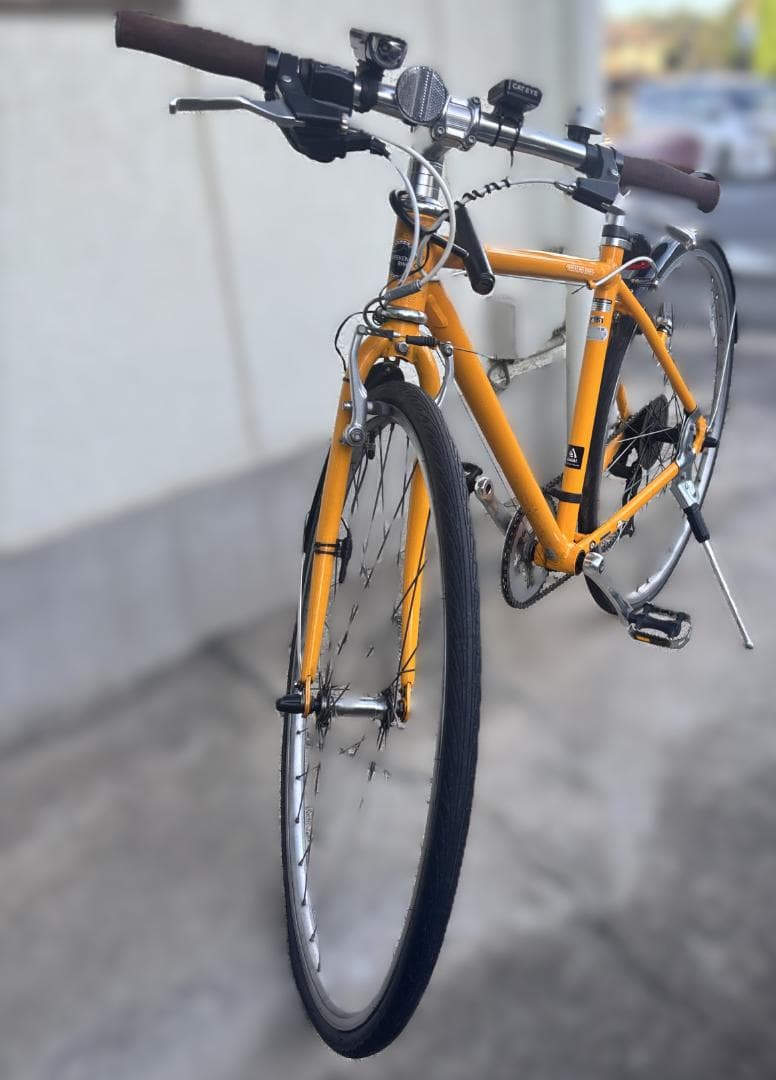 やす　アサヒ クロスバイク WEEKEND BIKES イエロー 7段変速