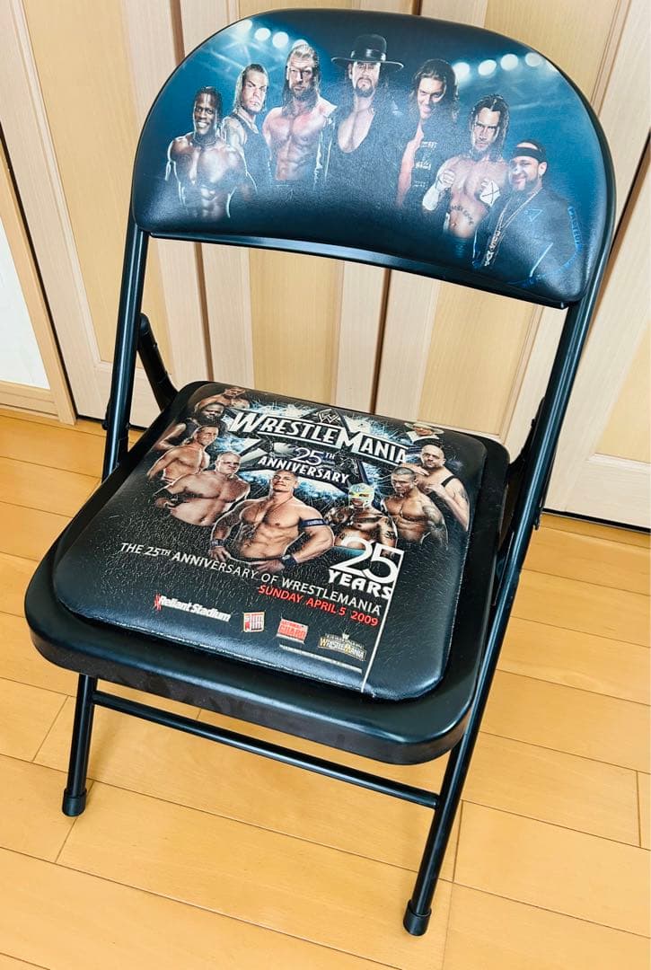 【激レア！】WWE レッスルマニア25 大会記念 非売品 パイプイス WWF