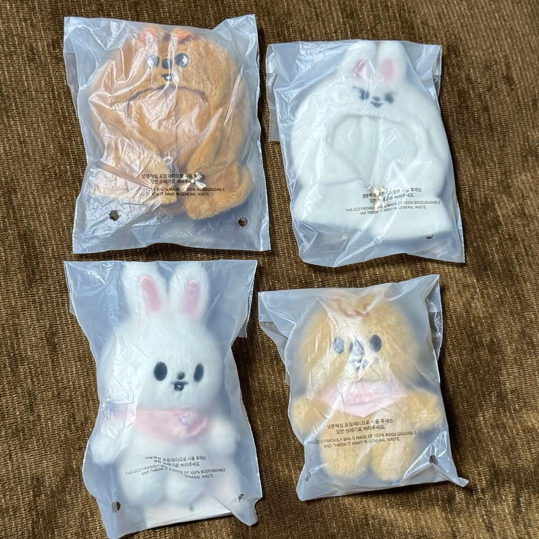 StrayKids スキズ ペンミ グッズ　skzoo ぬいぐるみ　４点セット