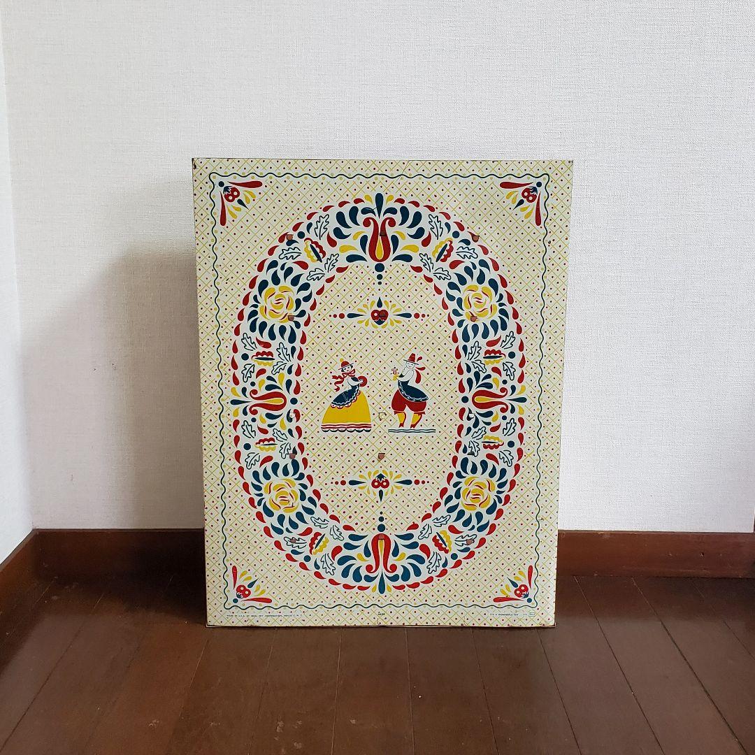 ヴィンテージ　ドールキャビネット