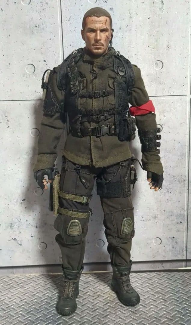 1/6 12インチ ターミネーター ジョン・コナーダメージバージョン CS41