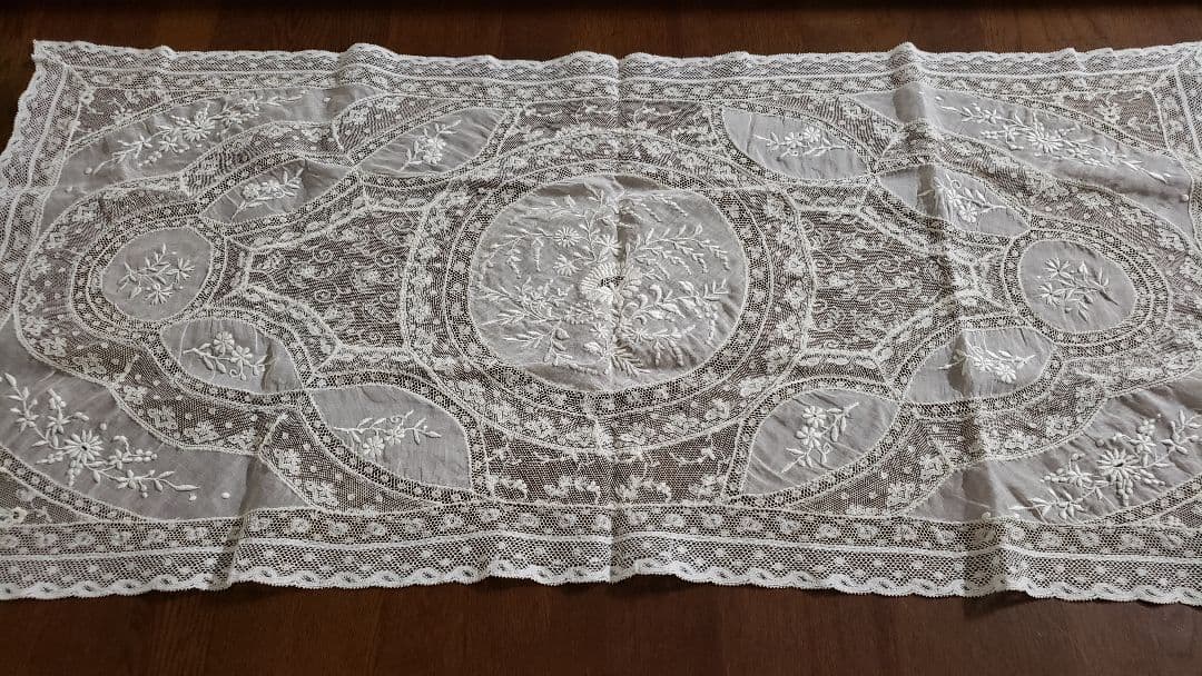 フランスアンティーク ノルマンディーレース