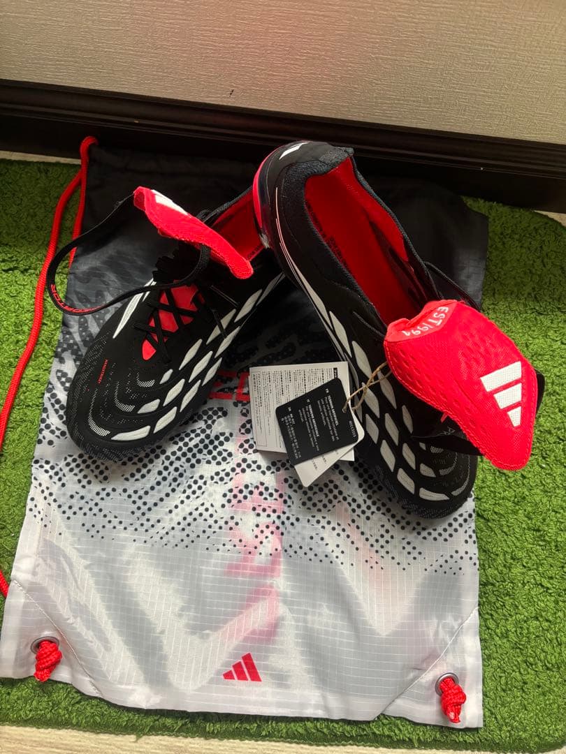 2月10日までの限定販売 25.5cm プレデターエリートFT AG 新品