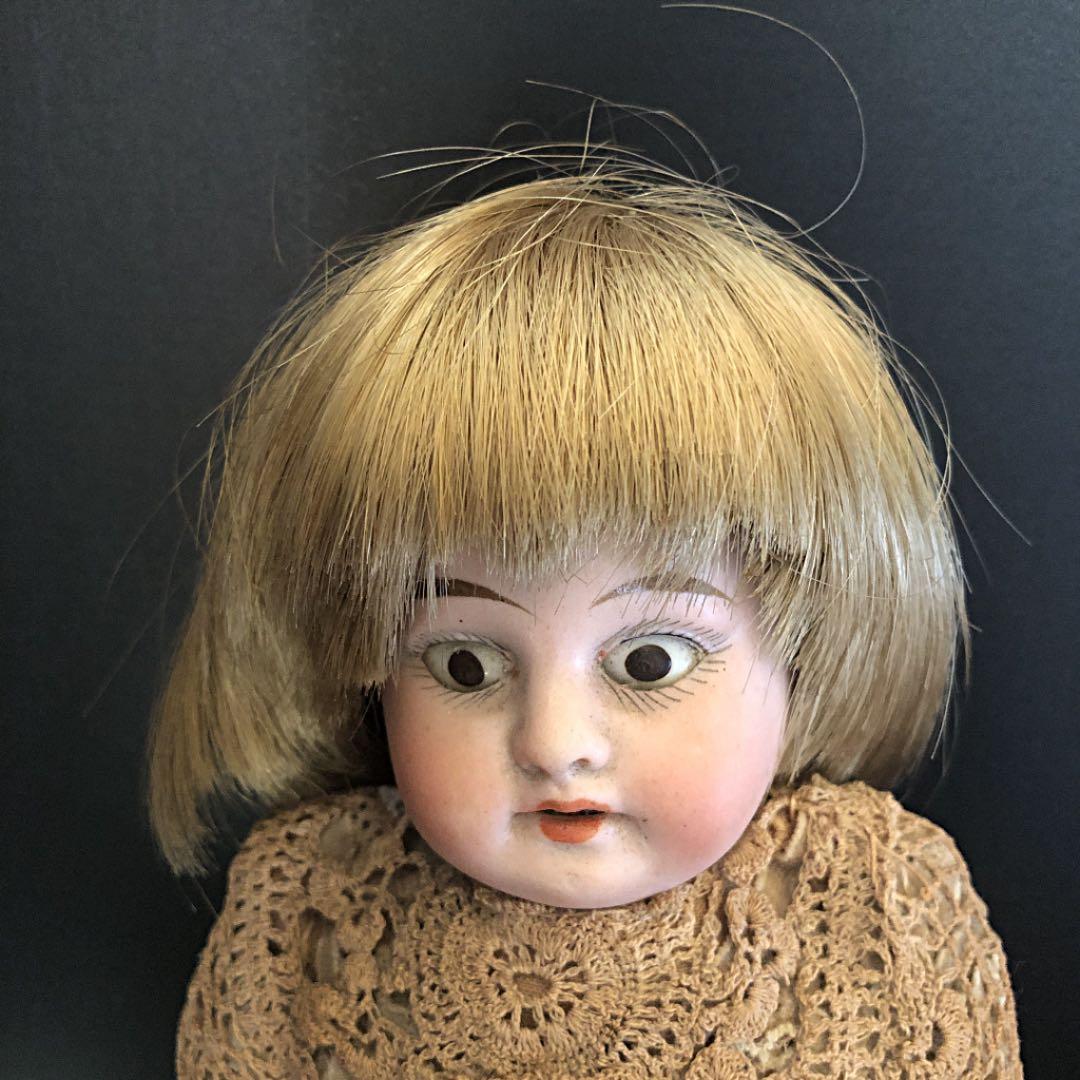アンティーク人形(アーモンドマンセル)