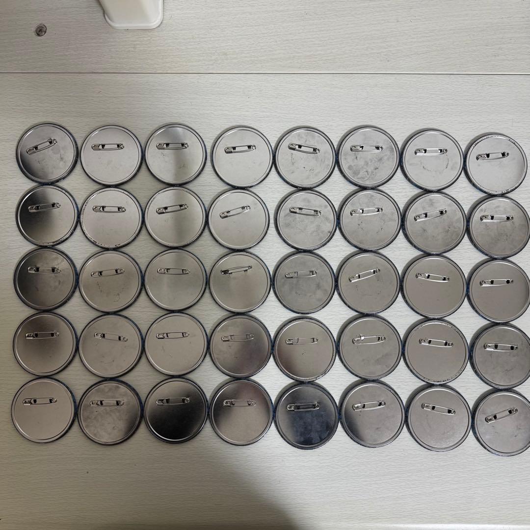 呪術廻戦 五条悟 バースデイ缶バッジ 2020 40点セットまとめ売り