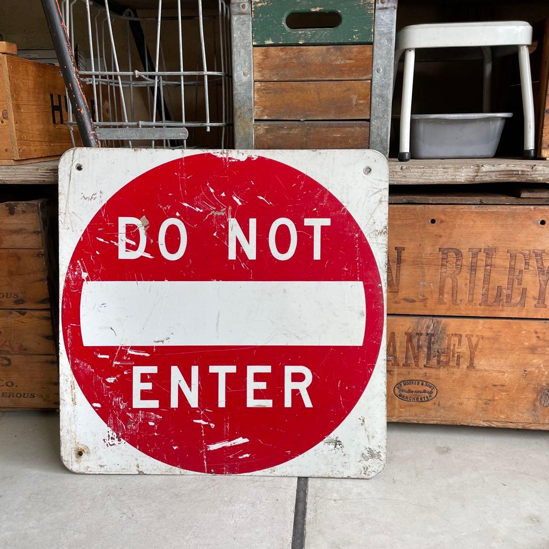 80's U.S.A 『DO NOT ENTER』ロードサイン メタル看板